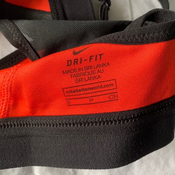 SOLD ON DEPOP! Nike Indy Pro Bra Top - Picture 4 of 4